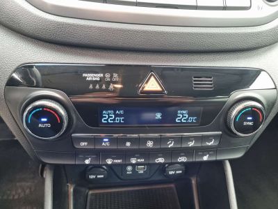 Hyundai Tucson 1.7 CRDi 2WD Premium CARNET GPS GARANTIE 12M  - 14