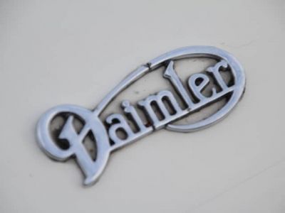 Jaguar Daimler SP 250  - 100