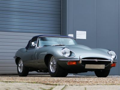 Jaguar E-Type S2 OTS - Matching Numbers 4.2L 6 inline engine producing 245 bhp  - 25