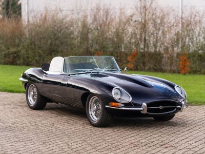 Jaguar E-Type SI  - 4