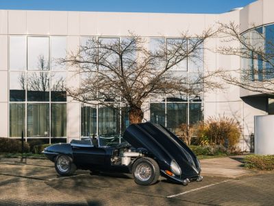 Jaguar E-Type SI  - 19