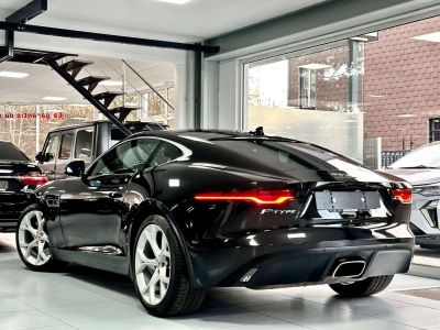 Jaguar F-Type Coupe P300 2.0 i4 300cv PACKSPORT  - 4