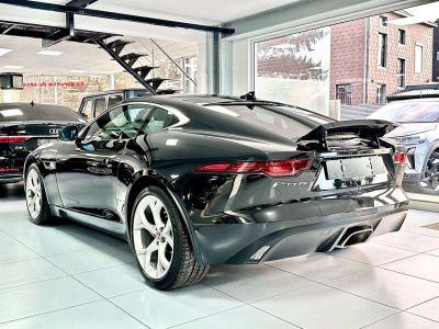 Jaguar F-Type Coupe P300 2.0 i4 300cv PACKSPORT  - 7