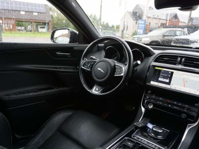 Jaguar XE 2.0 D R-SPORT AUTO-PANO-BI XENON-CAM-KEYLESS-6dt  - 19