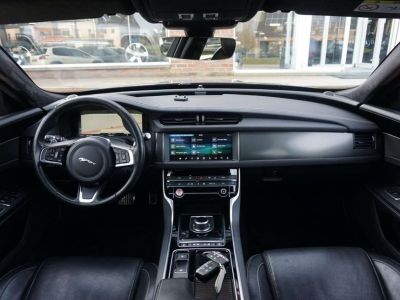 Jaguar XF 2.0 D R-SPORT AUTO PANO COCKPIT CAM BI-XENON EU6d  - 9