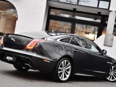 Jaguar XJ 3.0 V6 S-C AWD R-SPORT  - 8