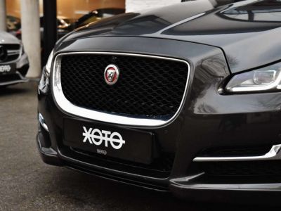 Jaguar XJ 3.0 V6 S-C AWD R-SPORT  - 19