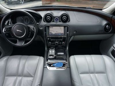 Jaguar XJ 3.0D V6 Luxury COCKPIT-PANO-NAVI-XENON FULL OPTION  - 9