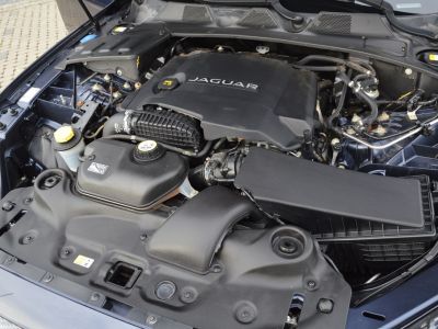 Jaguar XJ V6 3.0 - 275 ch Luxe 1 MAIN !! 23.000 km !!  - 14