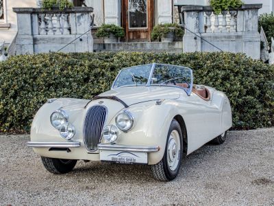 Jaguar XK120 XK 120 Open Top Speedster (OTS) LHD 1951 - OLDTIMER - GERESTAUREERD - MATCHING NUMBERS - SOFTTOP - CREAM WHITE - <small></small> 99.999 € <small>TTC</small>