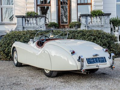 Jaguar XK120 XK 120 Open Top Speedster (OTS) LHD 1951 - OLDTIMER - GERESTAUREERD - MATCHING NUMBERS - SOFTTOP - CREAM WHITE - <small></small> 99.999 € <small>TTC</small>