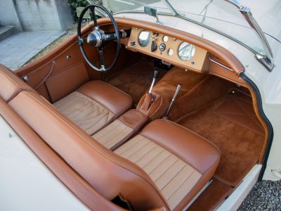 Jaguar XK120 XK 120 Open Top Speedster (OTS) LHD 1951 - OLDTIMER - GERESTAUREERD - MATCHING NUMBERS - SOFTTOP - CREAM WHITE - <small></small> 99.999 € <small>TTC</small>