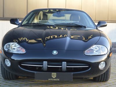 Jaguar XK8 4.0i V8 coupé 57.000 km - Collectionneur  - 3