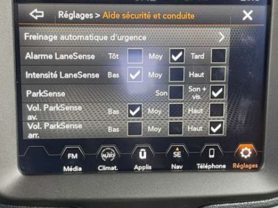 Jeep Renegade 1.3i SPORT  - 16