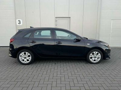 Kia Cee'd Ceed / 1.0 T-GDi Pure ISG -- CAMERA SIEGES CHAUFFANT  - 7