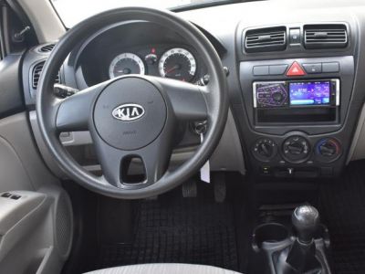 Kia Picanto 1.0  - 8