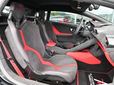 Lamborghini Huracan Huracán Tecnica Racing Seats  - 14