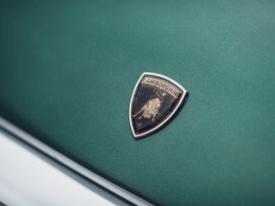Lamborghini Islero  - 25