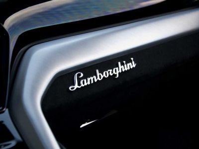 Lamborghini Urus 3D High End B&O 23' Headup Pano Ceramic Brakes - <small></small> 333.900 € <small>TTC</small> - #19