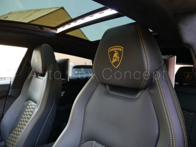 Lamborghini Urus Kit NOVITEC WIDEBODY, Échappement MILLTEK, Caméra 360°, Écrans AR - <small></small> 349.890 € <small>TTC</small> - #8