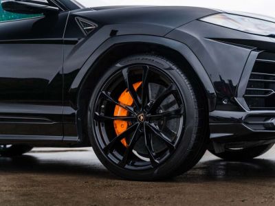 Lamborghini Urus Nero Helene Pano Ceramic Brakes B&O 23  - 8