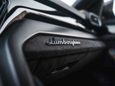 Lamborghini Urus S Grigio Nimbus Pano 23  - 12