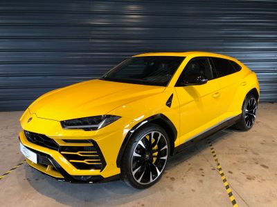 Lamborghini urus yellow