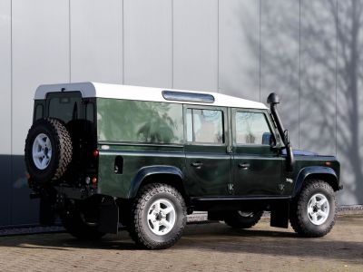 Land Rover Defender 110 5 door 2495cc 4 cilinder 122 bhp TD5  - 3