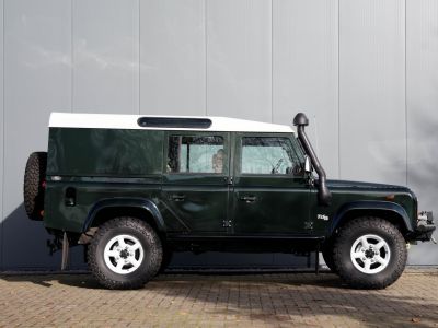 Land Rover Defender 110 5 door 2495cc 4 cilinder 122 bhp TD5  - 4