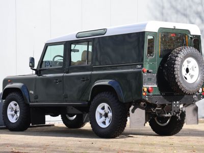 Land Rover Defender 110 5 door 2495cc 4 cilinder 122 bhp TD5  - 23