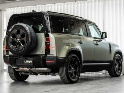 Land Rover Defender 110 D250 SE Trekhaak Panodak Black Pack 360°  - 8