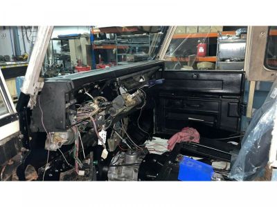 Land Rover Defender 110 HCPU 3.5 V8-FRAME OFF RESTAURATION  - 7