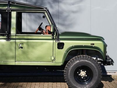 Land Rover Defender 110 V8 Miyo Nomad 3.5L V8 producing 200 bhp with injection  - 7