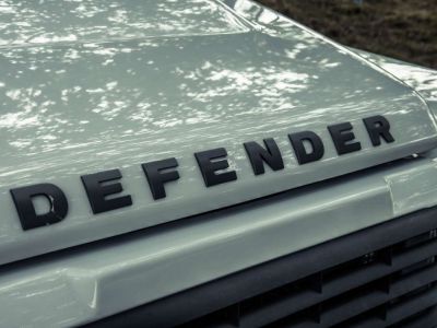 Land Rover Defender 90 2.2 TD4  - 15