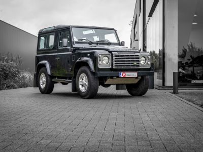 Land Rover Defender 90 TD4 SE  - 3