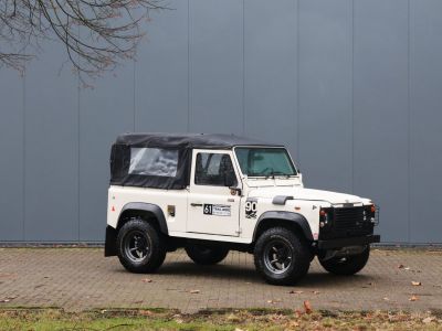 Land Rover Defender 90 V8 3.5 V8 138 bhp with injection  - 9