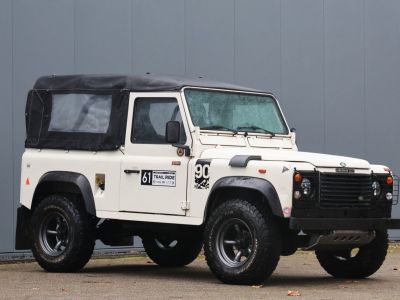 Land Rover Defender 90 V8 3.5 V8 138 bhp with injection  - 15