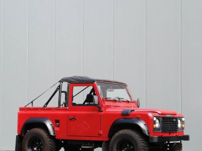 Land Rover Defender 90 V8 3.5 V8 138 bhp with original carbs  - 9