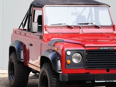 Land Rover Defender 90 V8 3.5 V8 138 bhp with original carbs  - 17