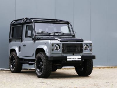 Land Rover Defender 90 V8 Urban 4.6L V8 producing 230 bhp  - 20