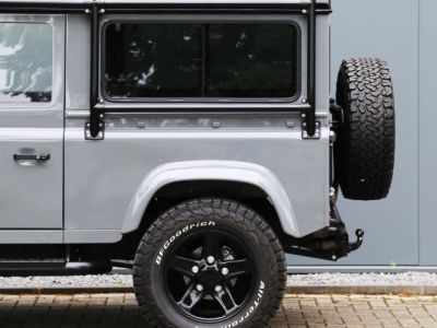 Land Rover Defender 90 V8 Urban 4.6L V8 producing 230 bhp  - 30