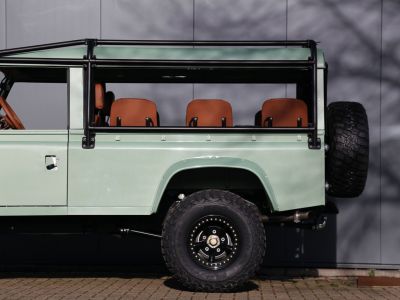 Land Rover Defender Miyo by Carcave 90 or 110 Miyo 3.500 cc 200 bhp  original engine  - 16