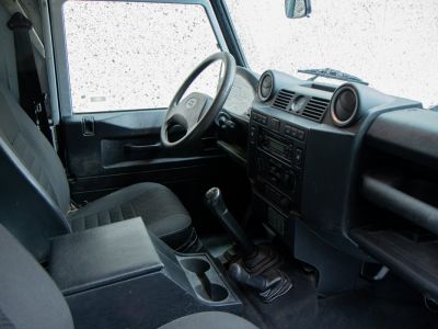 Land Rover Defender Rover 110 VAN 2.4 Turbo – D - 4X4 - LICHTE VRACHT - TREKHAAK  - 13