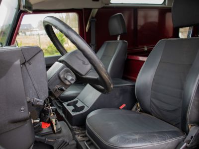 Land Rover Defender Rover 90 2.5 TD5 SE 4X4 - 1STE EIGENAAR - HISTORIEK - LICHTE VRACHT - ZETELVERWARMING - ELEKT. RAMEN - TREKHAAK  - 14