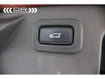 Land Rover Discovery Sport P200 SE 4WD Aut. - LEDER LED PANODAK  - 50