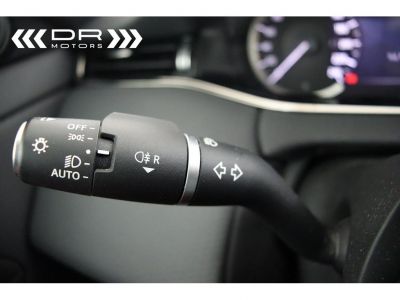 Land Rover Range Rover Evoque P160 MHEV R DYNAMIC - LEDER NAVI LED ADAPTIVE CRUISE  - 32