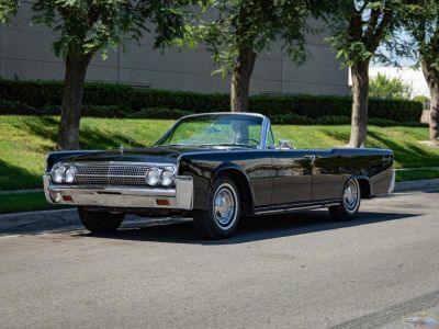 Lincoln Continental 430 CID 320HP V8 4 portes Cabriolet - <small></small> 151.900 € <small>TTC</small>