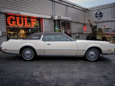 Lincoln Continental Mark IV  - 7