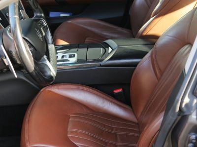 Maserati Ghibli S Q4 3.0L V6 producing 410 bhp  - 36