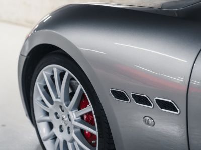 Maserati GranTurismo 4.7 V8 S BVA - <small>A partir de </small>560 EUR <small>/ mois</small> - #10